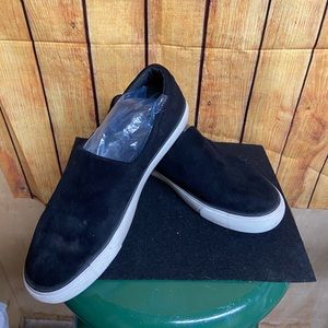 Gap slip on sneakers